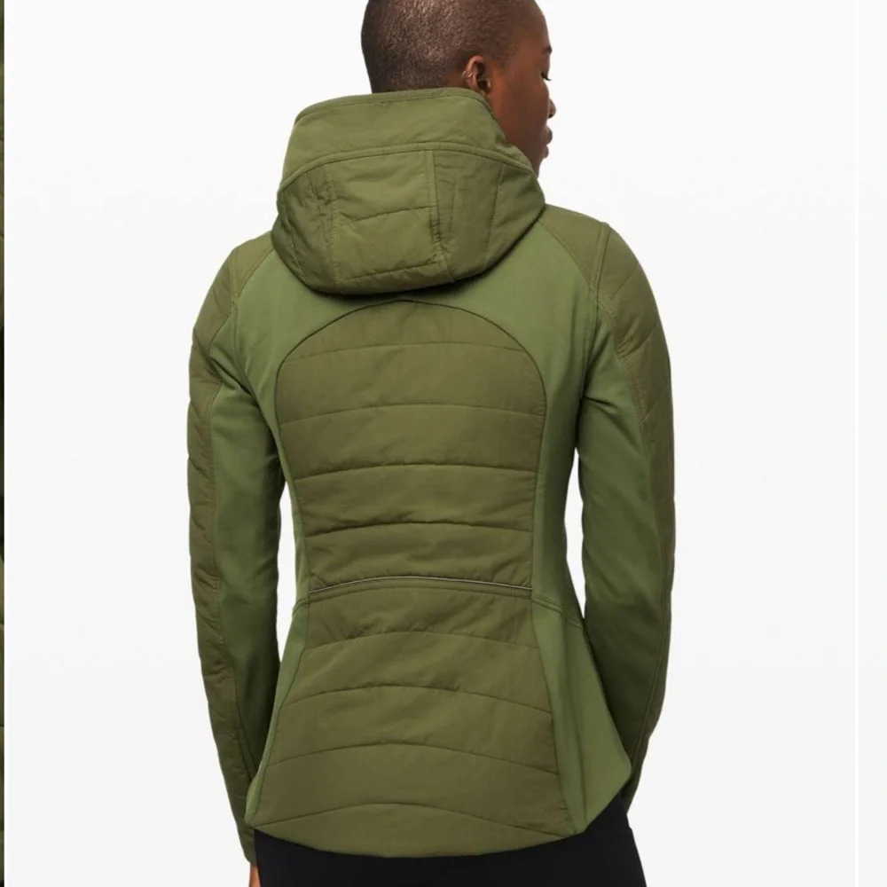 lululemon athletica lightweight quilted